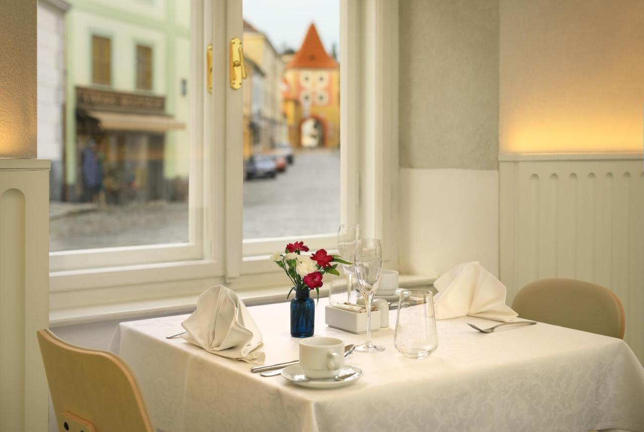 Bellevue Hotel Cesky Krumlov Bagian luar foto