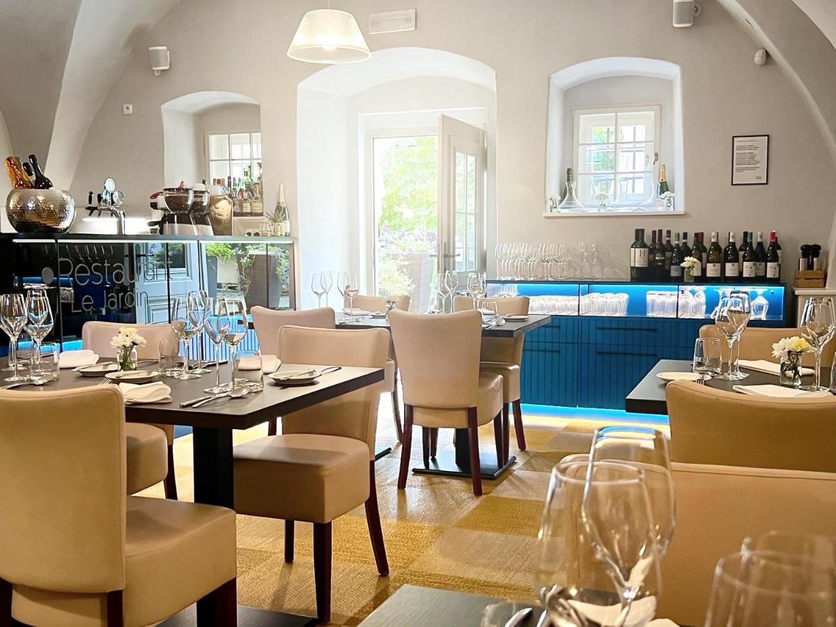 Bellevue Hotel Cesky Krumlov Bagian luar foto