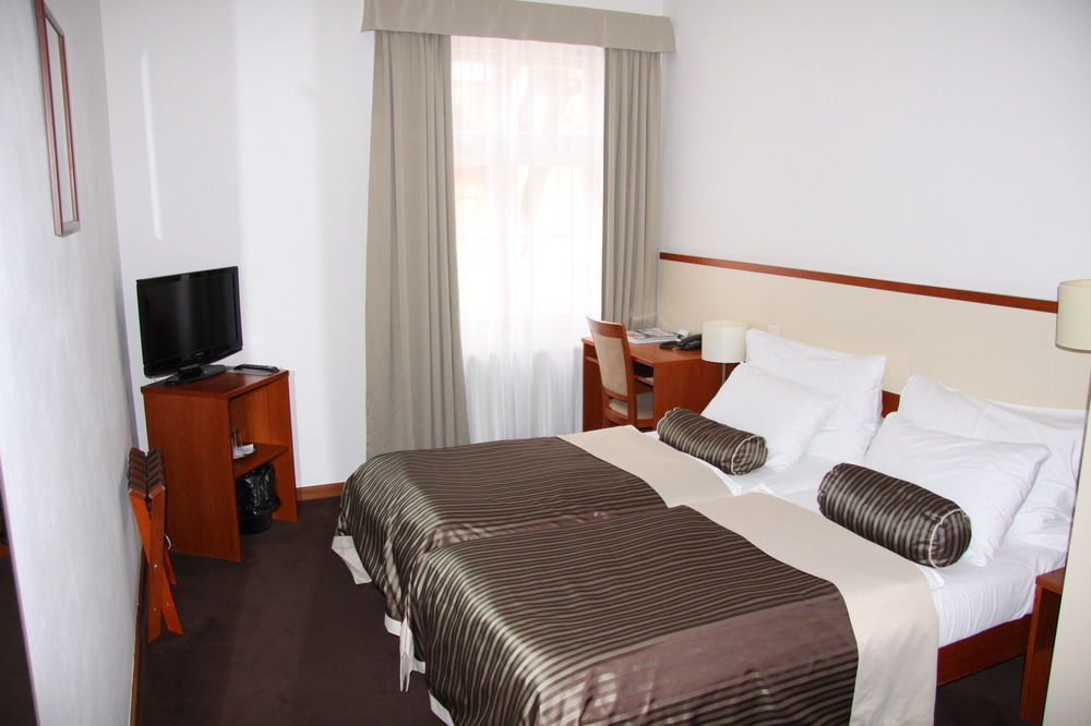 Bellevue Hotel Cesky Krumlov Bagian luar foto